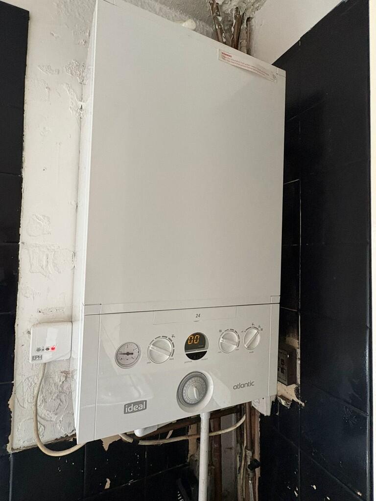 IMG-20251212-WA00...