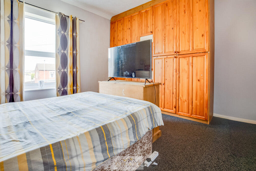 Bedroom 1.2