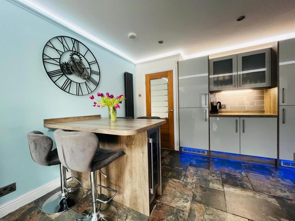 Kitchen 8.jpg