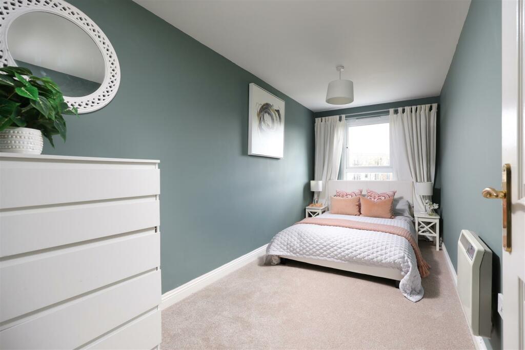 160 Squires Court 15.JPG