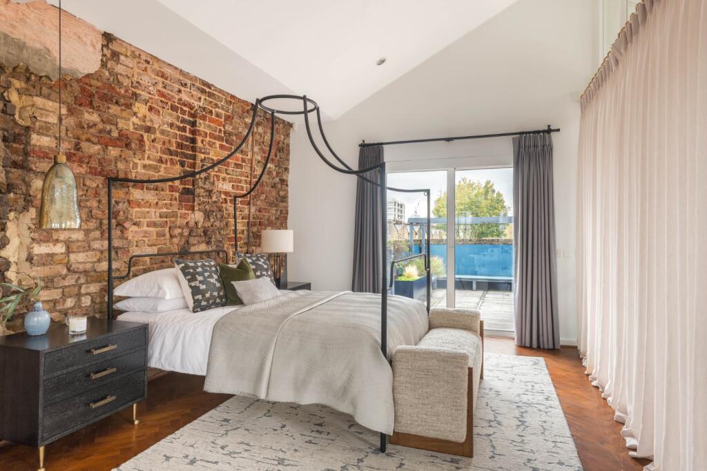 Principal Bedroom