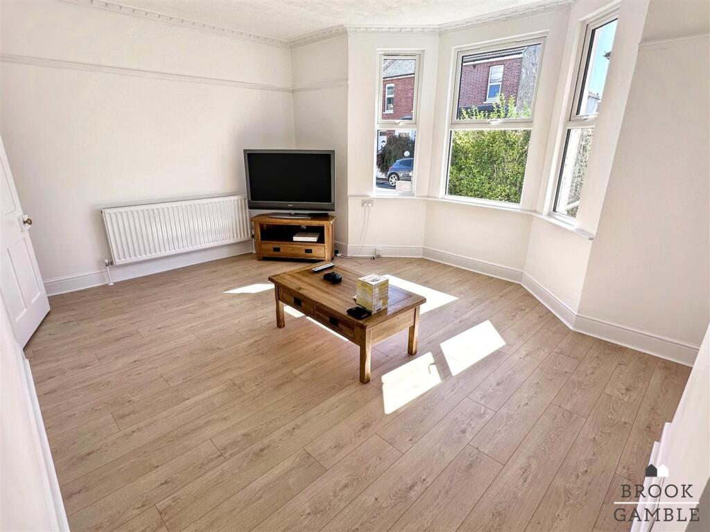 01323 438506