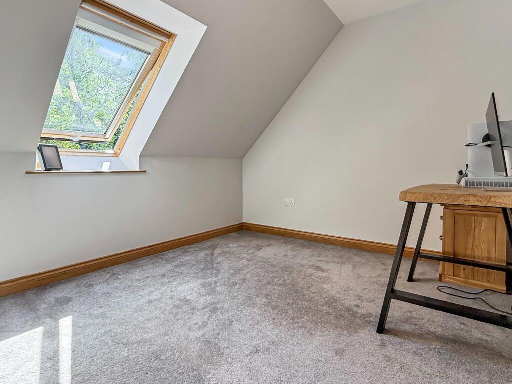 Home Office/Bedroom