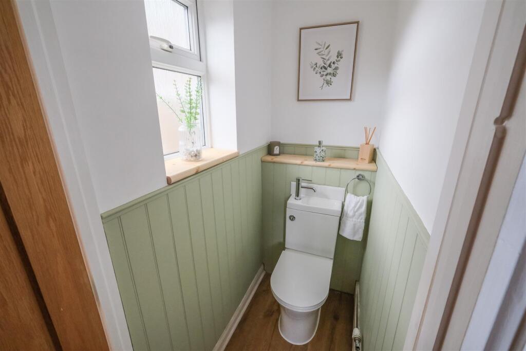 Ground floor WC