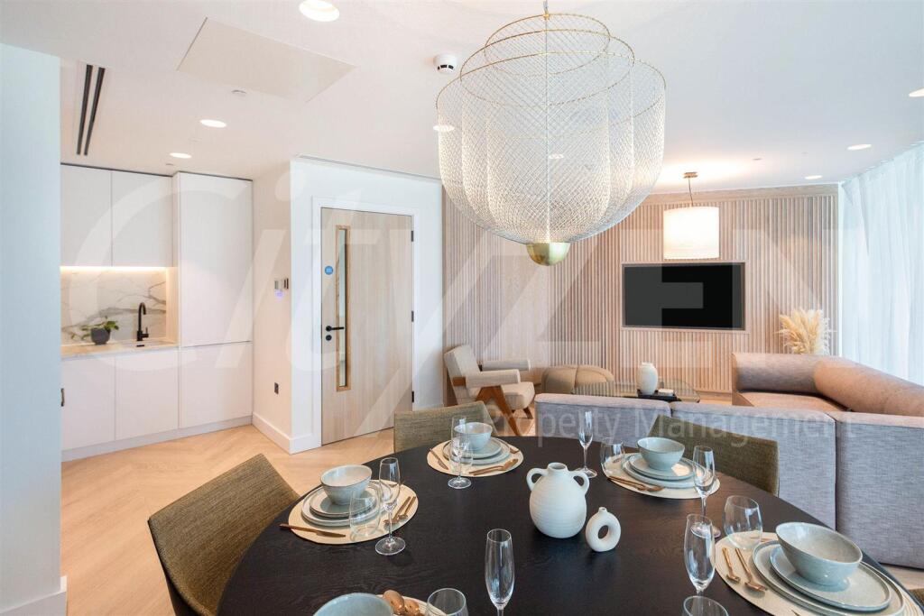 RESIDENTS LOUNGE