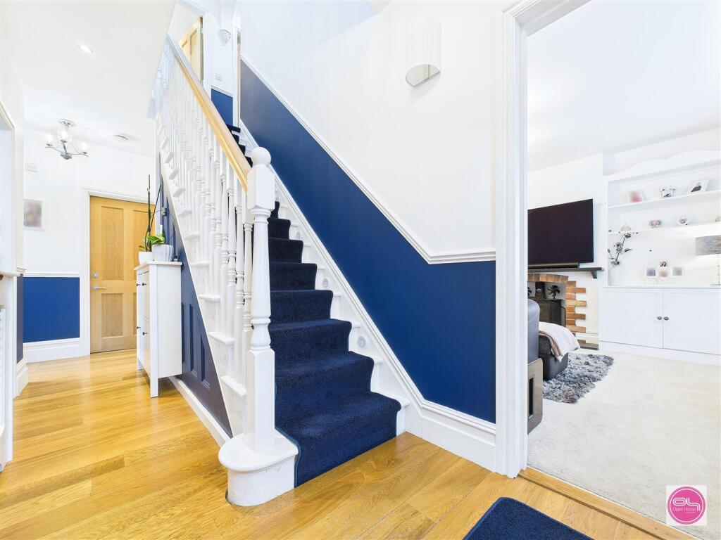 Newhall Road (1).jpg