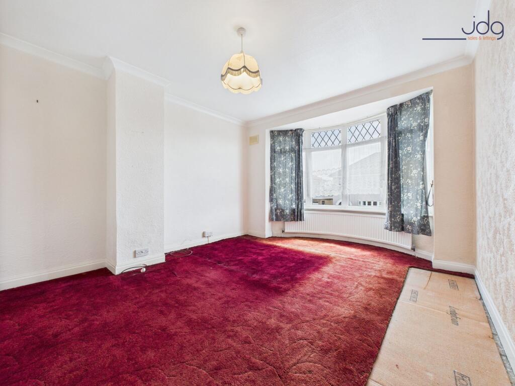 Double Bedroom 1 with Bay Window