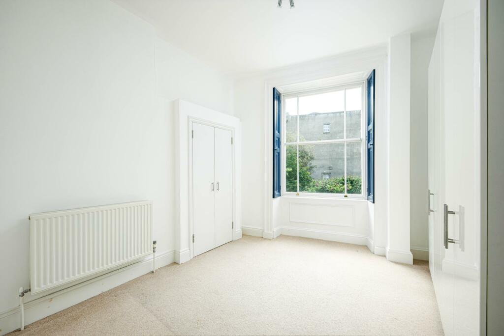Bedroom2_1.jpg