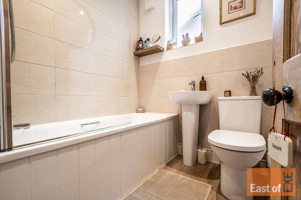 56 Bonnington Gro...