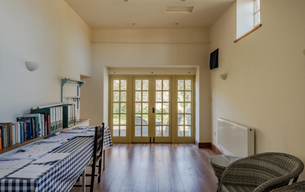 266493 - PH-hr-47.jpg