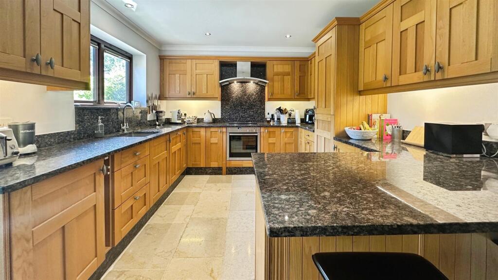 dfd464af--4294-BCE3-C4358E8FED1D-40577-00000CE134A