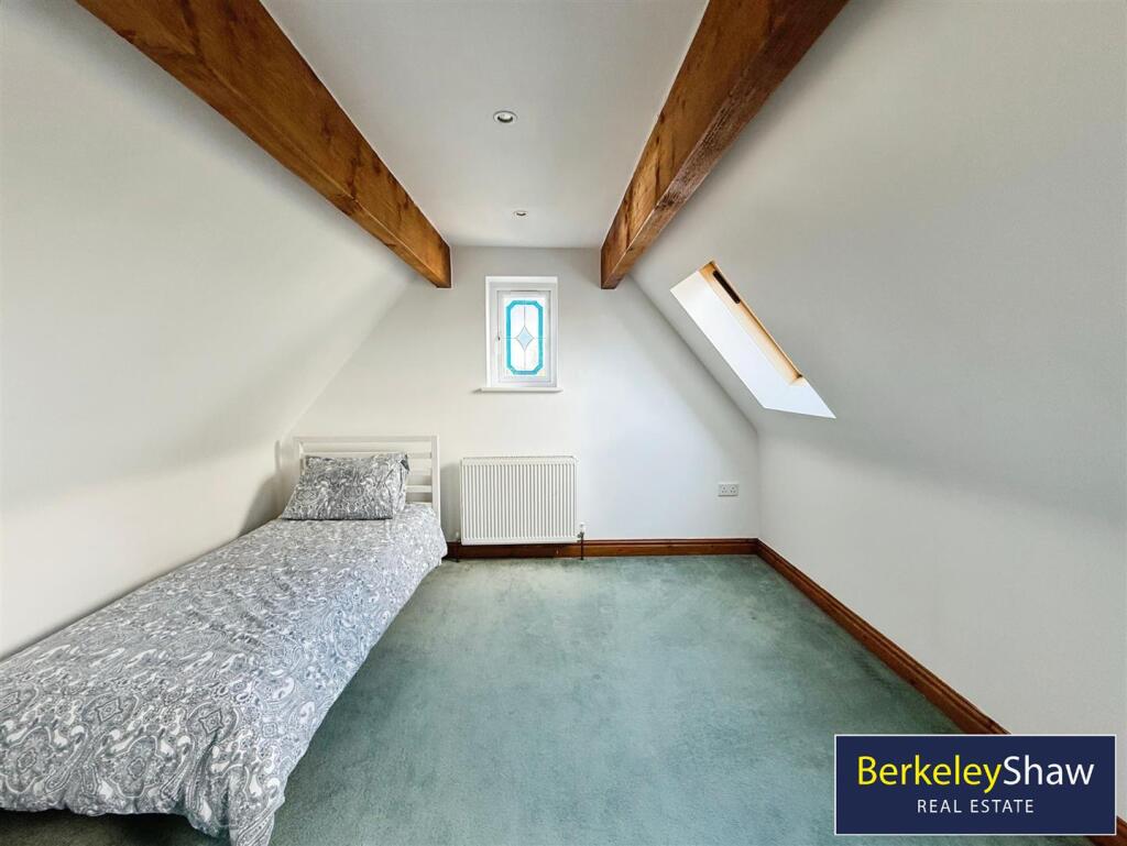 Bedroom 4 - Second Floor