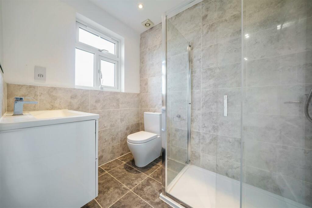 En Suite Shower Room
