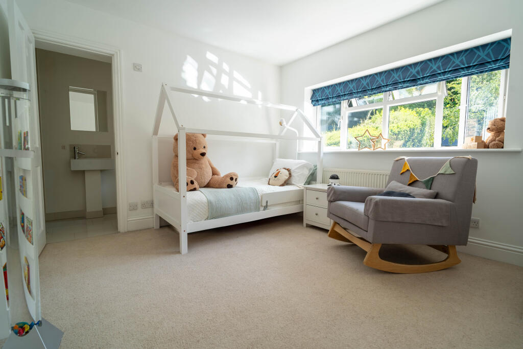 80 Oakhill Road  (7 of 38)