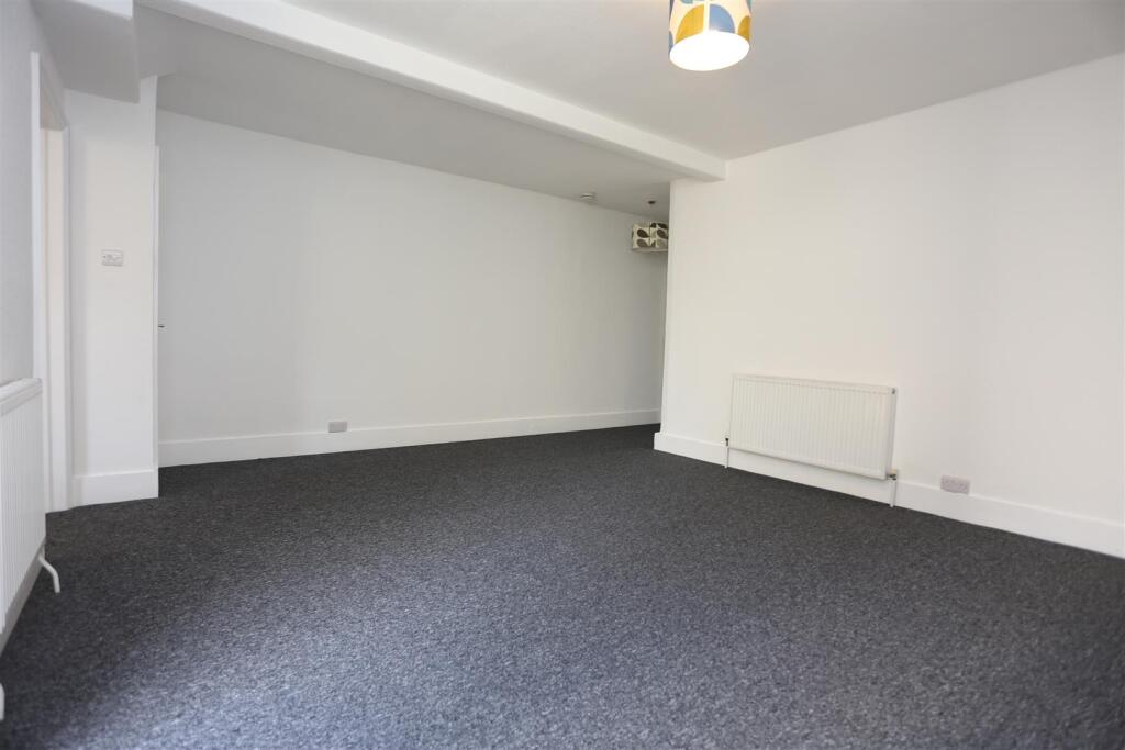 LGF 26 St Georges Terrace (11).JPG