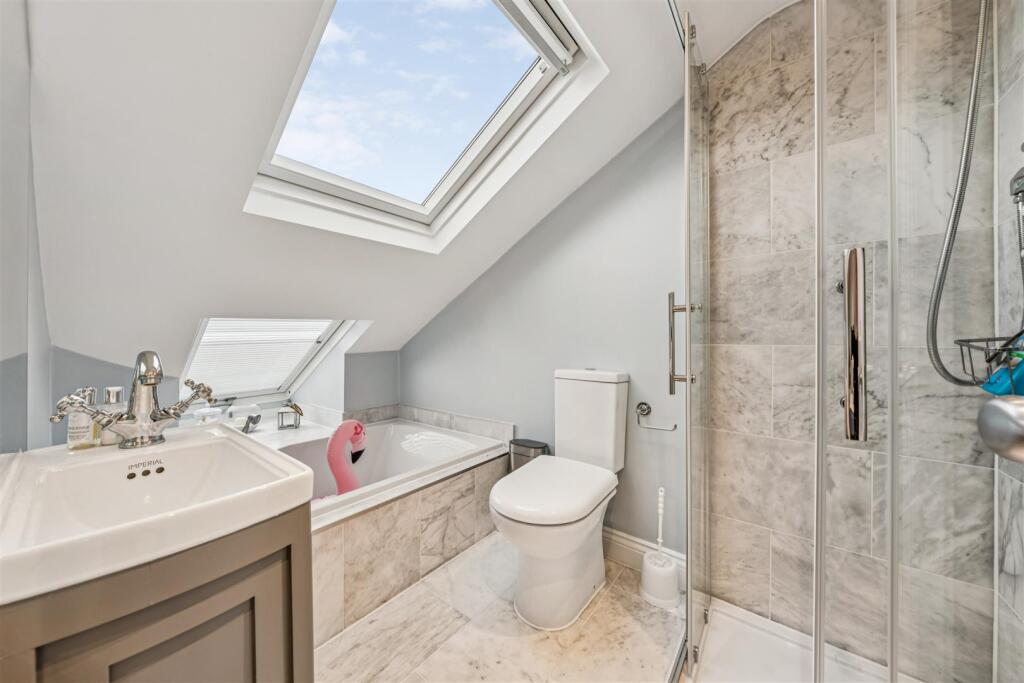 Alkerden Road, W4 - FOR SALE