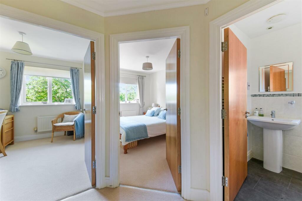 BIRCH CLOSE,12 -7.jpg