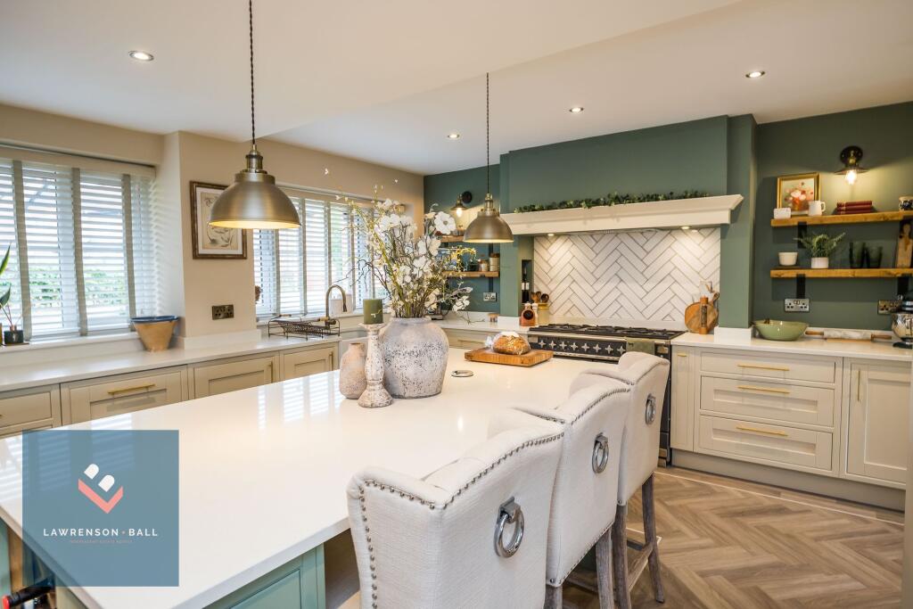 Kitchen/Breakfast Room