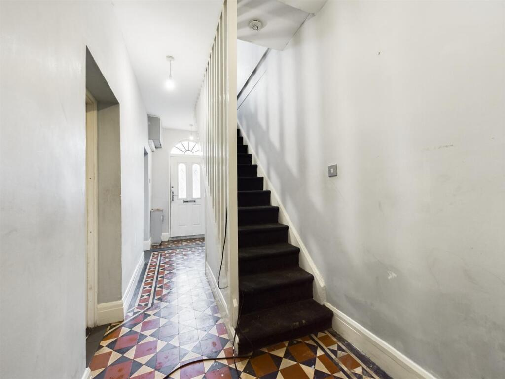 46 Windsor Bank  (6).jpg