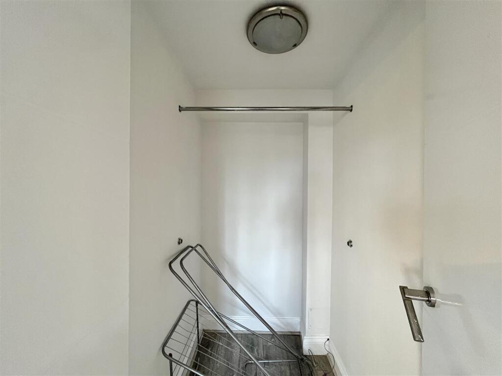 image00020.jpeg