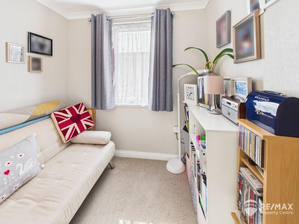 Bedroom 3.jpg