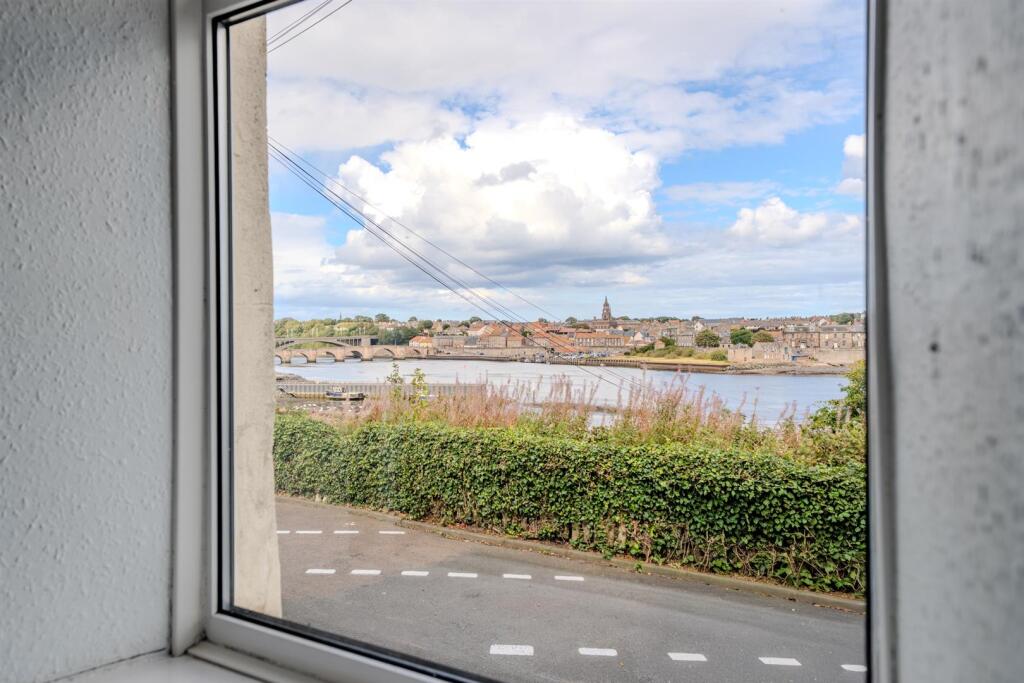 3 Mount Road_Tweedmouth-13.jpg