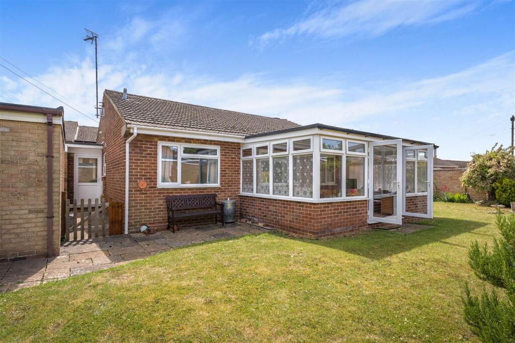 1 Poplar Close, Banbury-15.jpg