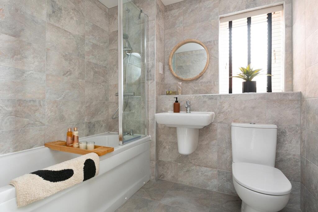 Family friendly bathroom