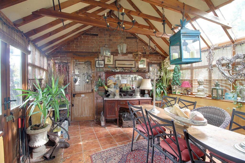 img_7685 - copy-img_7687 - copy.jpg