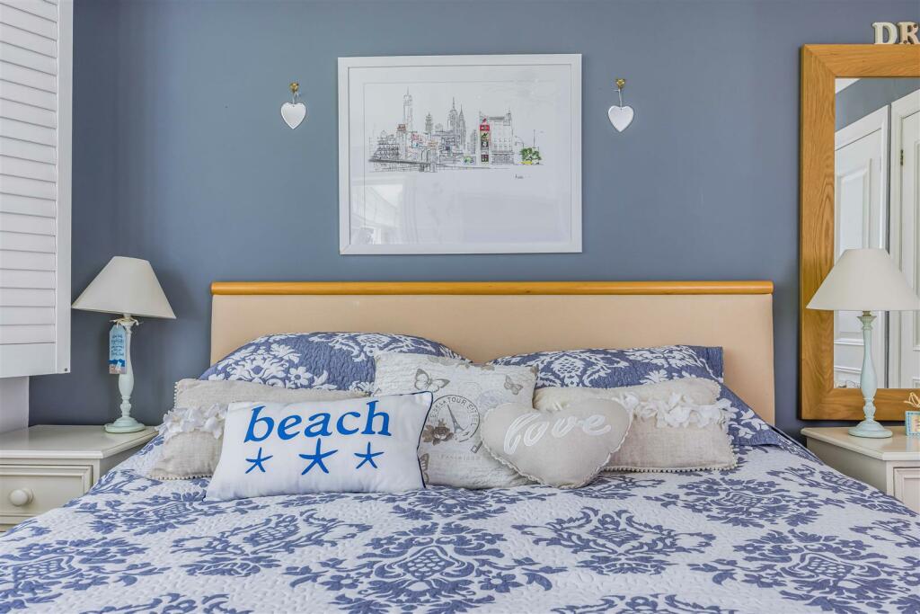 Flat 2 Blenheim 6 The Avenue, Bournemouth-Small-Po