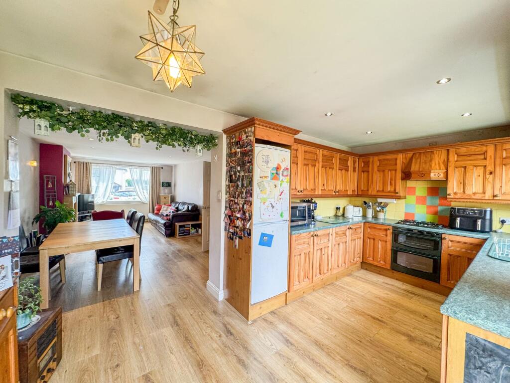Kitchen / Diner