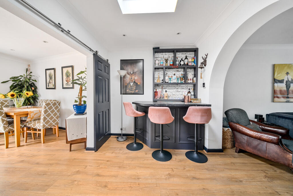 1334090-18-688ce5...