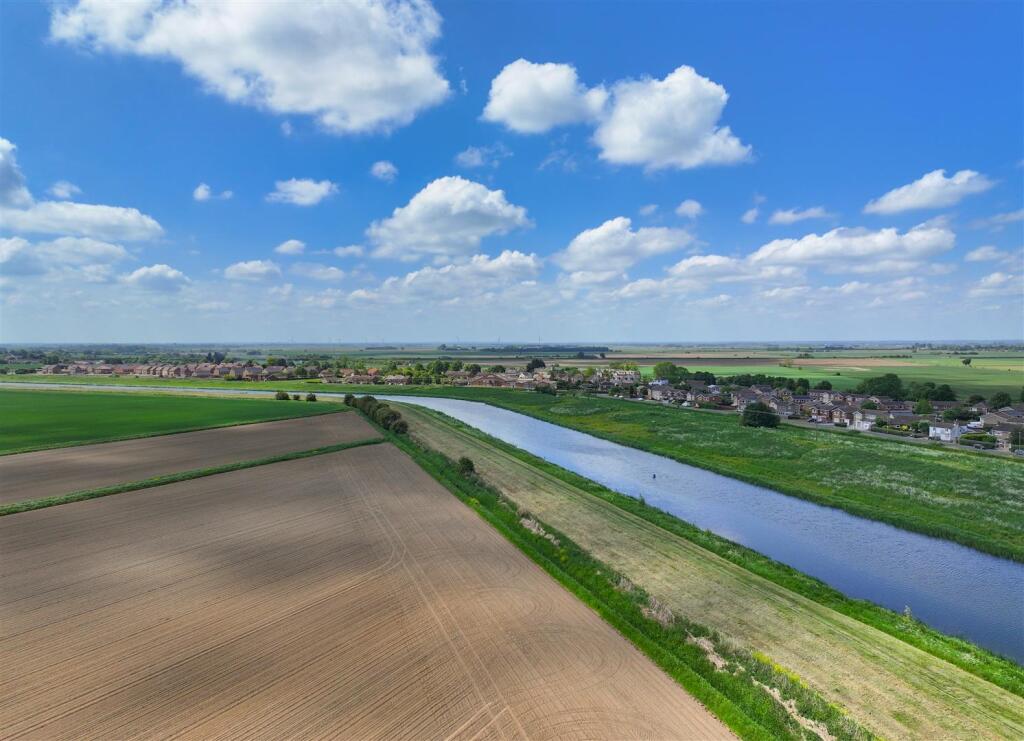 DJI_20250520121100_0033_D.JPG