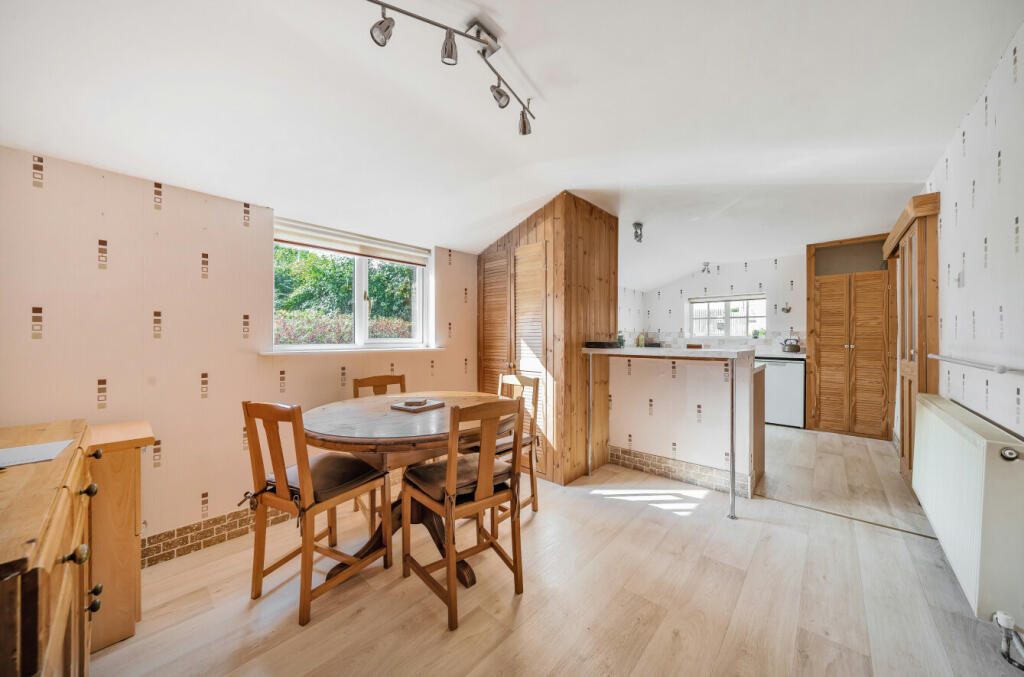 Breakfast Room