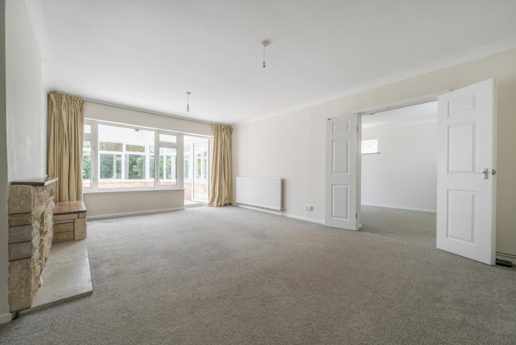 1319296-11-687e1d...