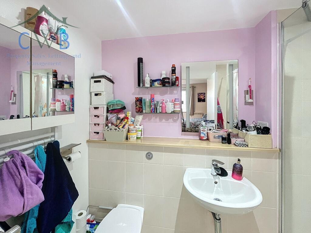 Ensuite