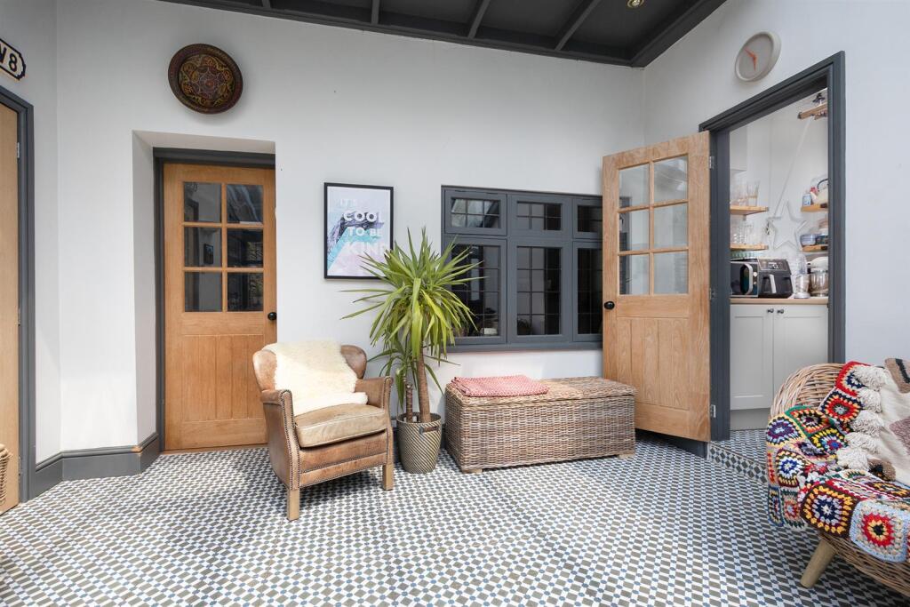 The Forge, Guilsborough