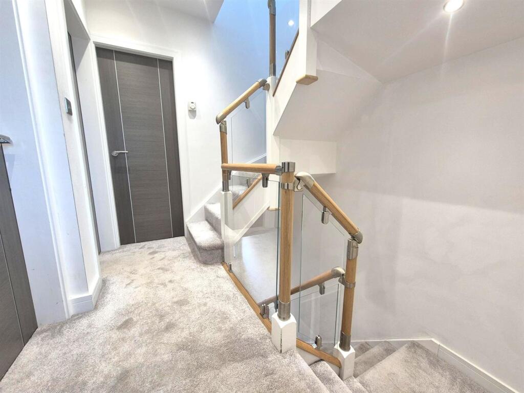 Feature Staircase