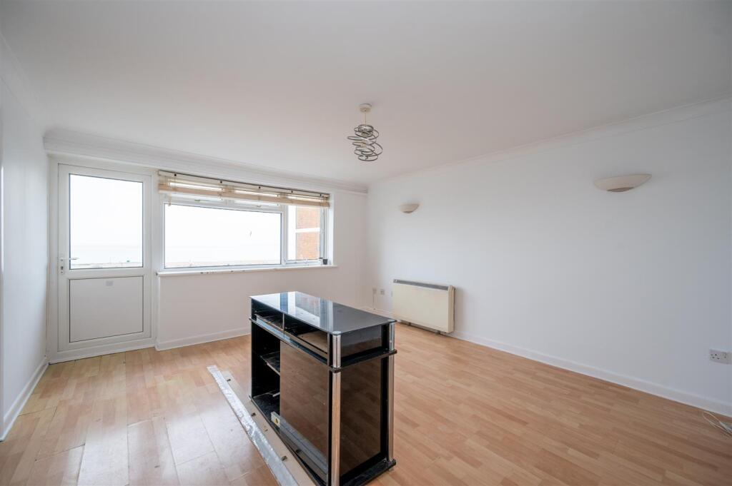 33 Annes Court 25 12.jpg