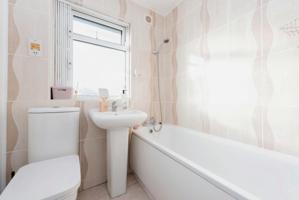Bathroom W/C