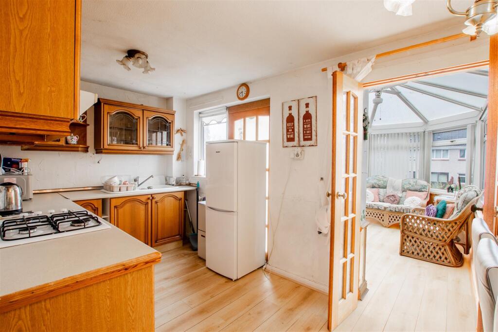 kitchen-1.jpg