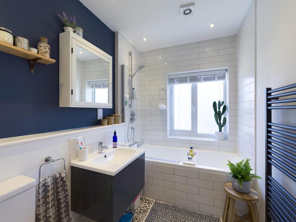 bathroom.jpeg