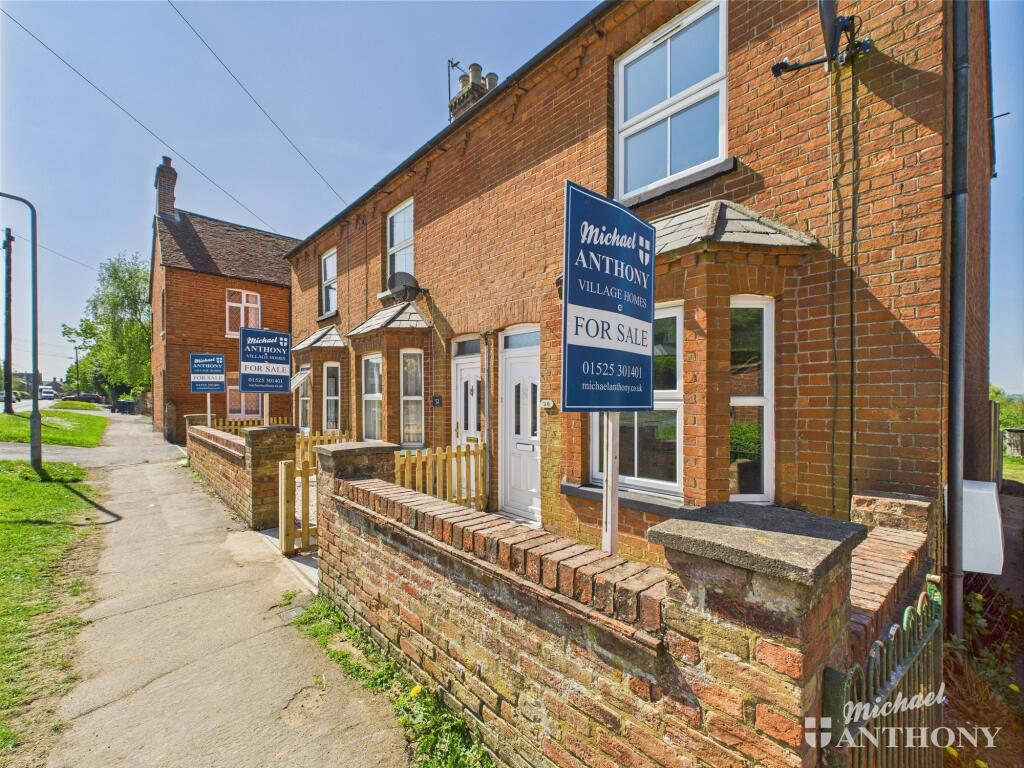 CAM02773G0-PR0285-STILL019