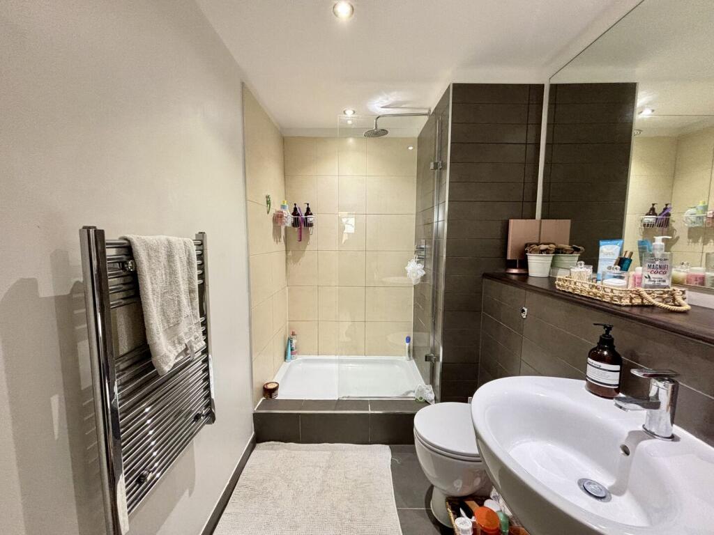 Ensuite