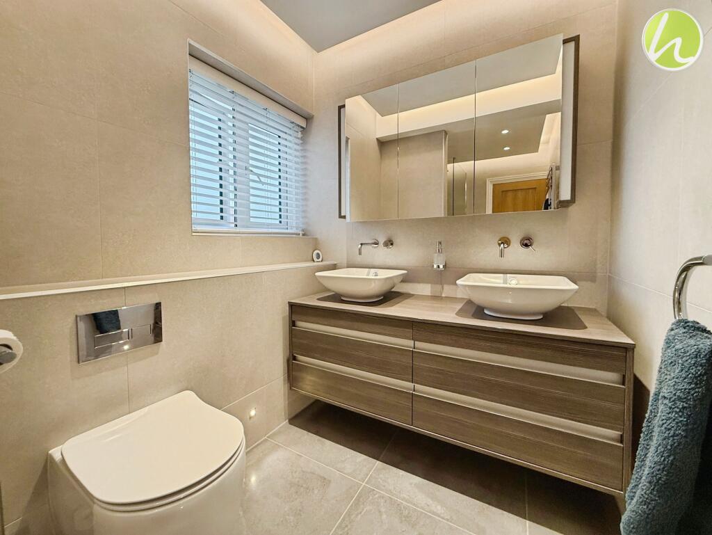 Family Shower Room