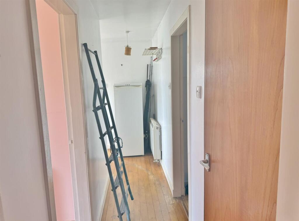Hallway from bedrooms