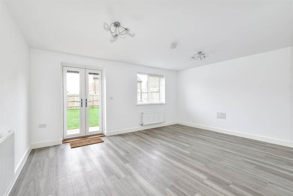 dining room.jpg