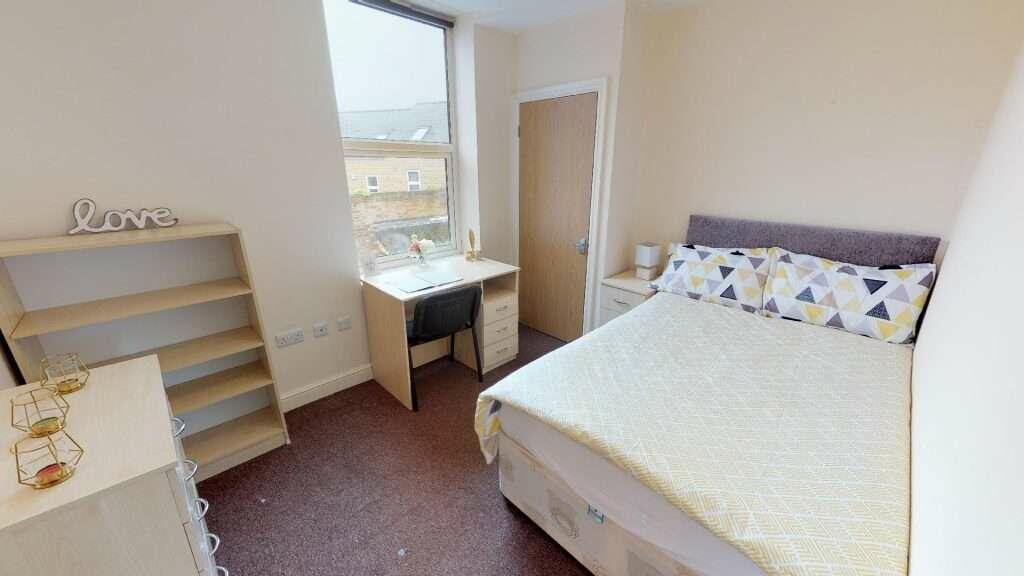 7_Hoole_Road