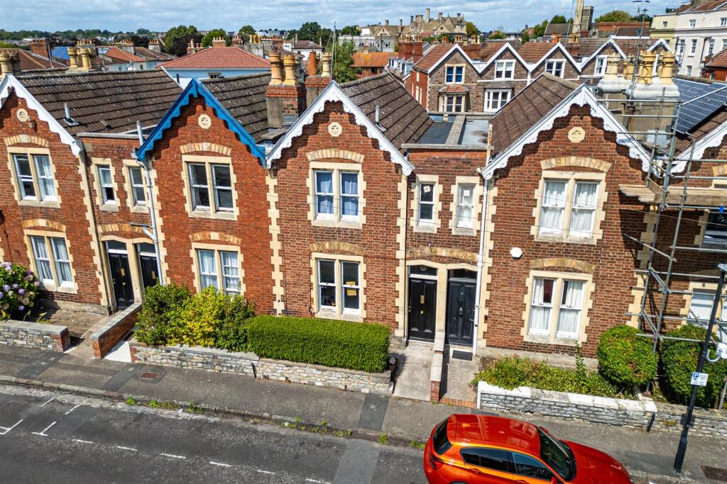 4 Osborne Villas, Kingsdown, Bristol BS2 8BP | Fre