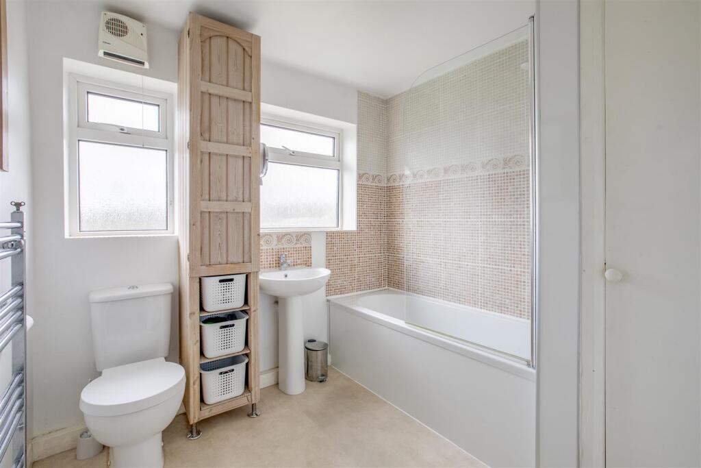 6 Baronsmead Road, HP12 3PQ-3.jpg